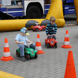 Bobbycar-Rennen
